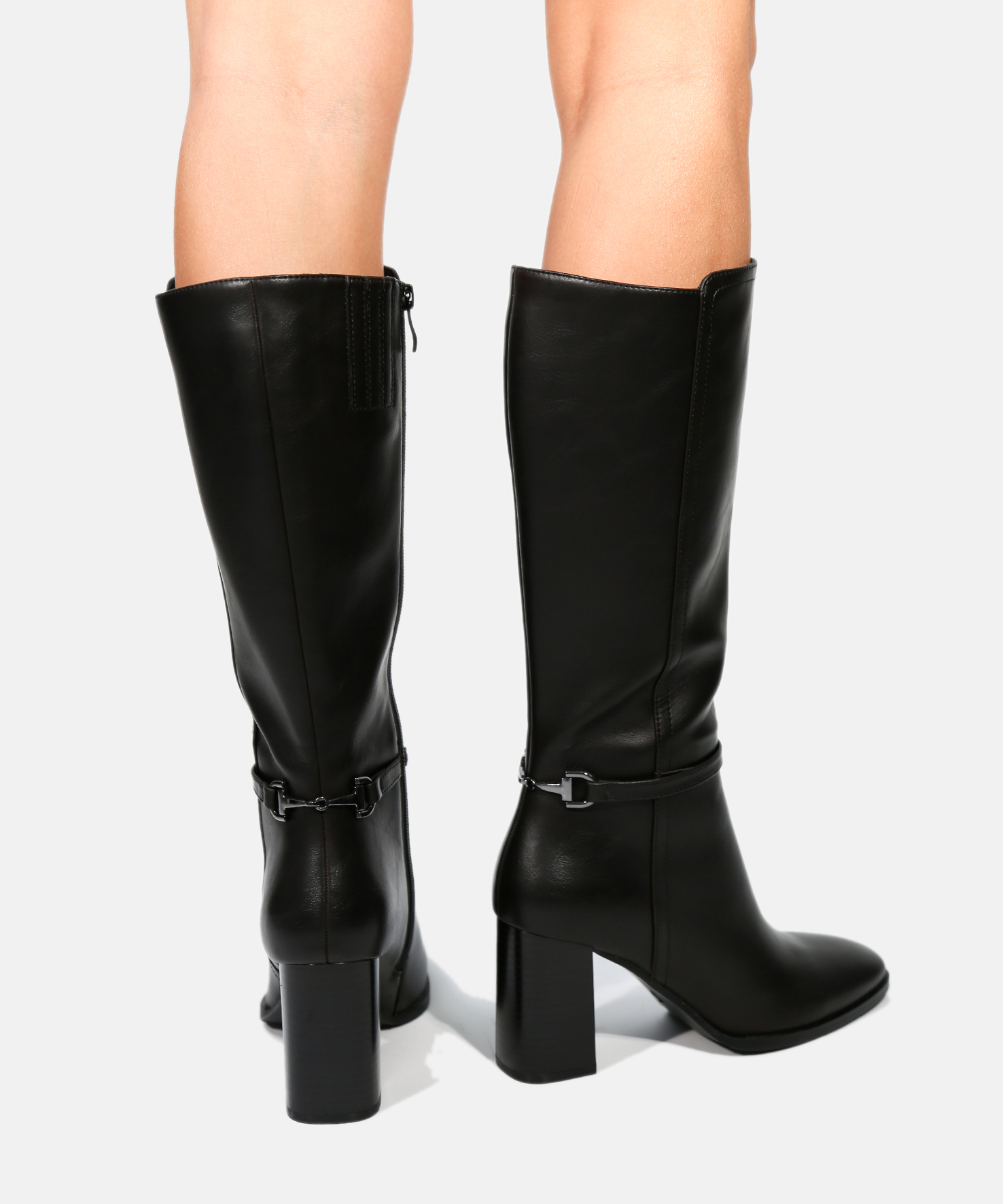 Botas salto detalhe estribo image number null